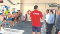 Yüzme Kursu ve Voleybol  Turnuvasında Büyük İlgi