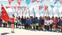 Anadolu Yelken Liginin ikinci etabı,  Hirfanlı Baraj Gölü’nde start aldı
