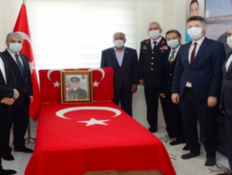 Kamanlı Şehidimizin Ailesine Devlet Övünç Madalyası ve Beratı Takdim edildi