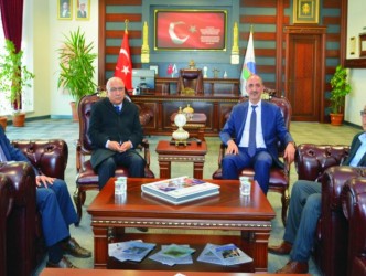 Belediye Başkanı Necati Çolak  Rektör Karakaya’yı Ziyaret Etti