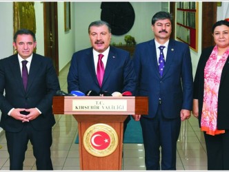 Sağlık Bakanı Fahrettin Koca, Kırşehir ziyaretinde açıklamalar yaptı:“Kırşehir’ ve ilçelerde sağlık hizmeti  daha da kaliteli ve nitelikli hale gelecek”