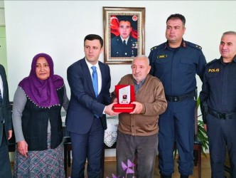 Kaymakam Nurullah Kaya’dan,Şehit  Ümit Tekinarslan’ın Ailesine Ziyaret