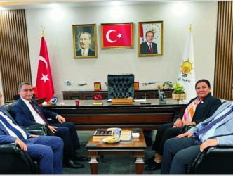 Ak Parti İl Başkanı Seher  Ünsal’a İade-i Ziyaret