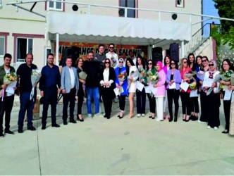 Ebeler, Hemşireler  ve Anneler Günü  Birlikte Kutlandı