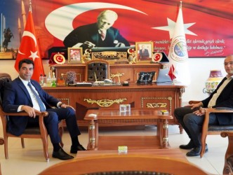 Kaman’ın uzun süredir beklediği  ulaşım projeleri ve yeni yol  yatırımları değerlendirildi