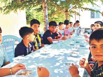 Şehit Bahtiyar Şimşek Camii Yaz Kur’an Kursu Öğrencileri Aşure Günü’nde Buluştu
