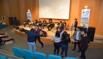 AEÜ Öğrencileri Neşet Ertaş’ı Türkülerini Yaşatıyor