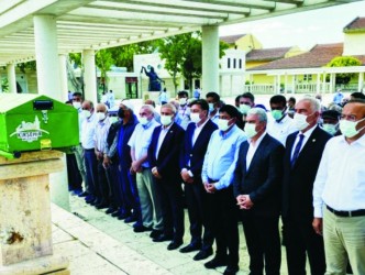 Milletvekili Metin İlhan’ın  annesi toprağa verildi