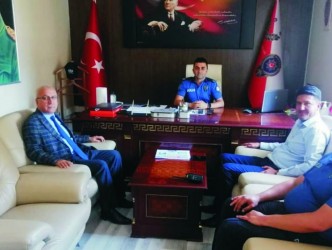 Başkan Necati Çolak ve Kamil Avşaroğlun’dan Emniyet Müdürüne Hayırlı olsun ziyareti